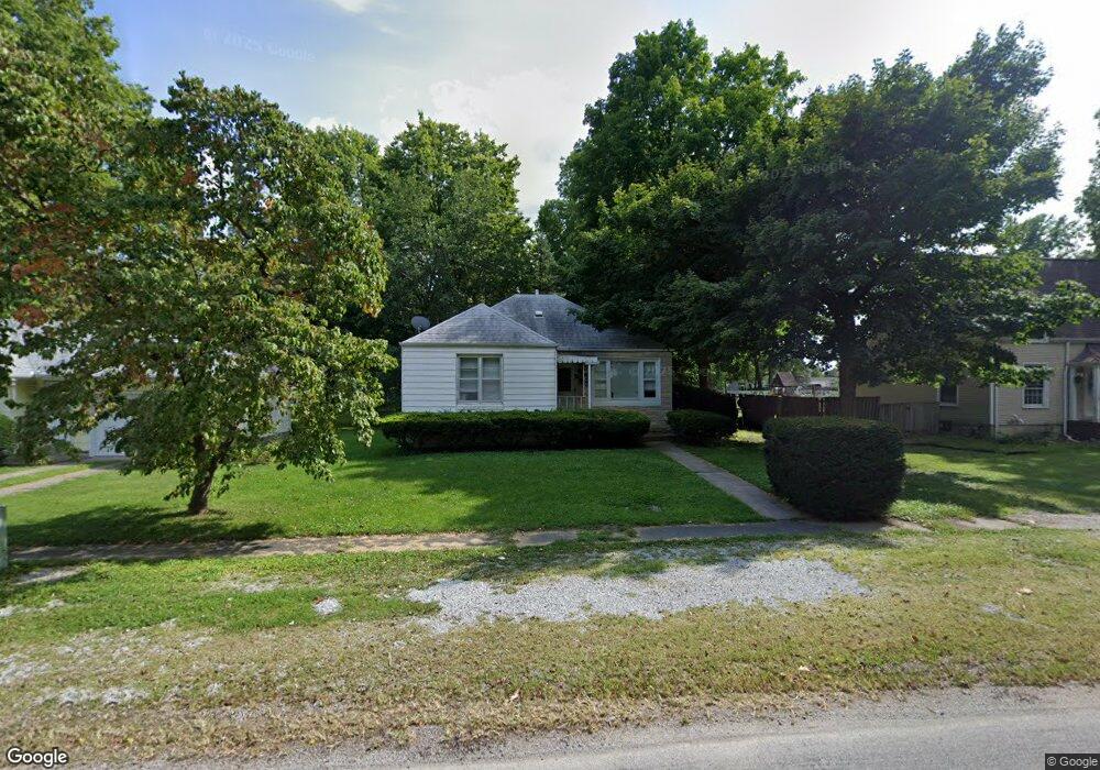 503 E Van Allen St, Tuscola, IL 61953 - photo 1