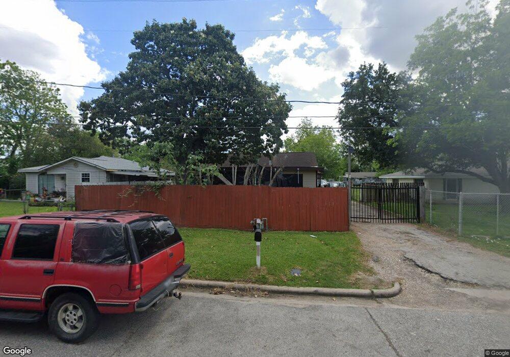 105 Ishmeal St, Houston, TX 77076 - photo 1