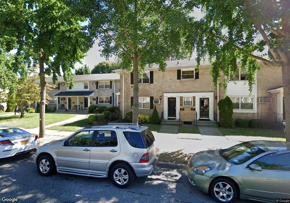 82-45 Langdale St, New Hyde Park, NY 11040 - photo 1