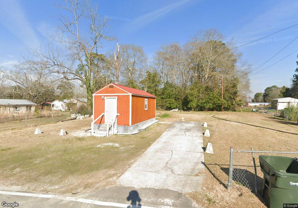 117 Robbins St, Claxton, GA 30417 - photo 1