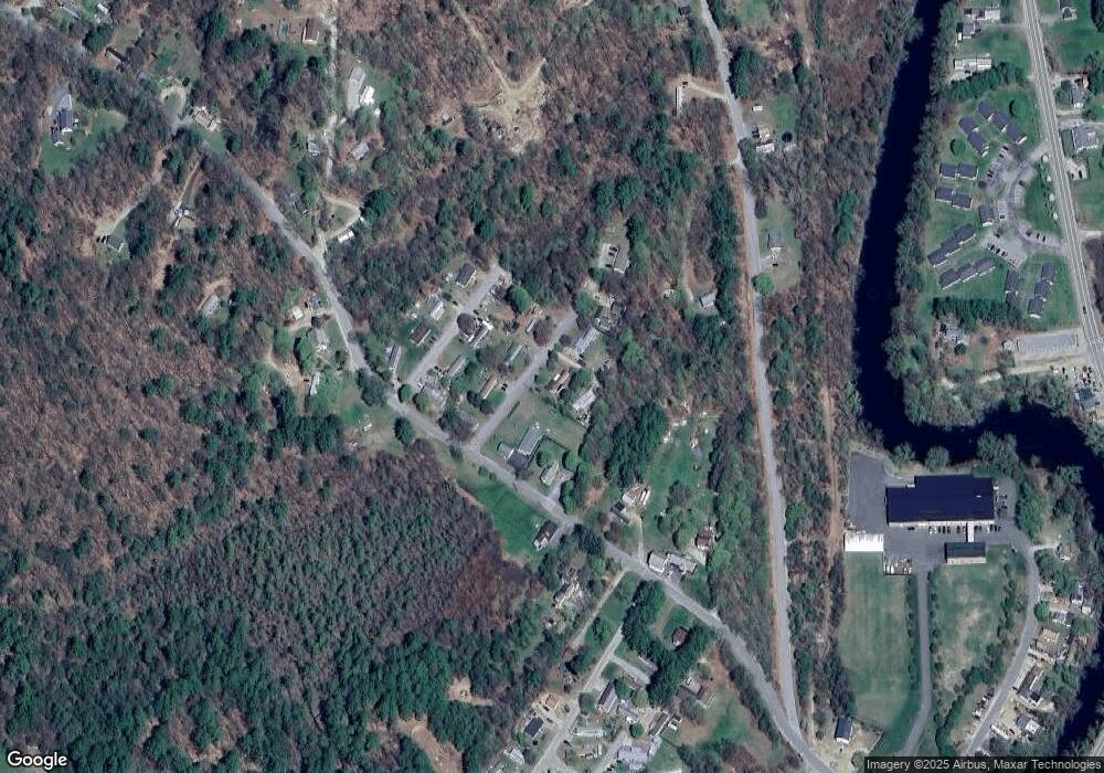 21 Willow Ct unit 23, Winchester, NH 03470 - photo 1