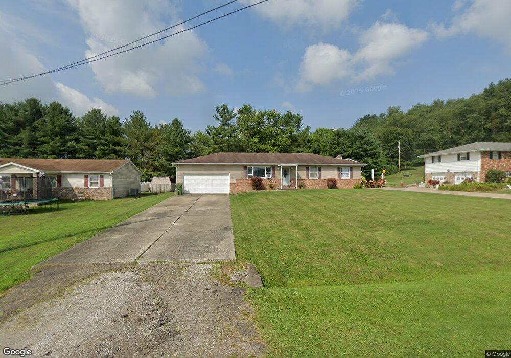 1320 Shontz Dr, Wellsville, OH 43968 - photo 1