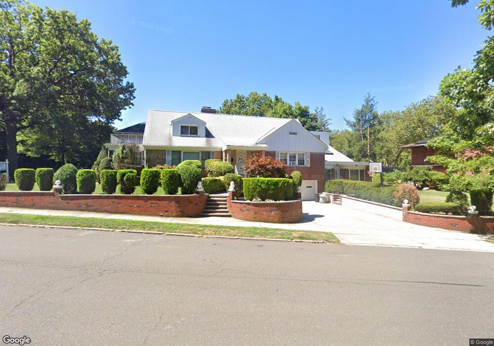 8416 193rd St, Hollis, NY 11423 - photo 1