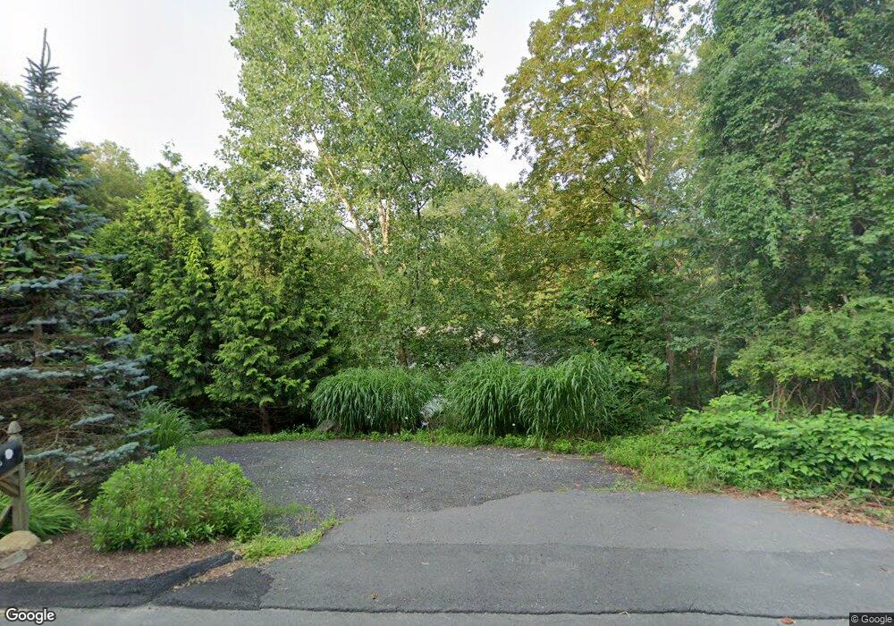 54 W Redding Rd, Danbury, CT 06810 - photo 1