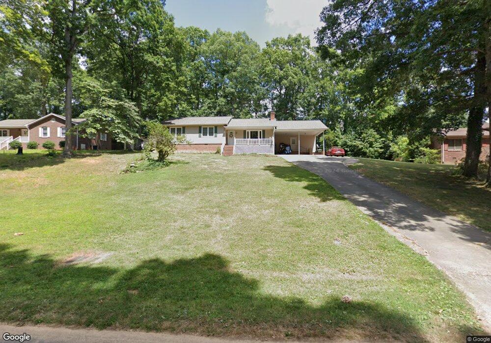 1513 Plantation Cir, Asheboro, NC 27205 - photo 1