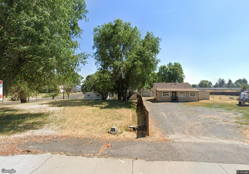 3840 Shasta Way, Klamath Falls, OR 97603 - photo 1