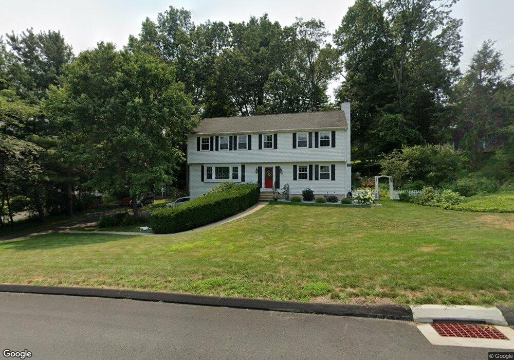 7 Wildwood Rd, Farmington, CT 06032 - photo 1