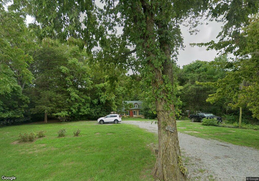 562 Hughley Ln, Harrodsburg, KY 40330 - photo 1