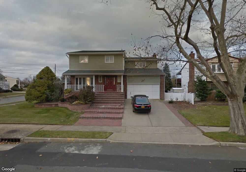 3519 Bertha Dr, Baldwin, NY 11510 - photo 1