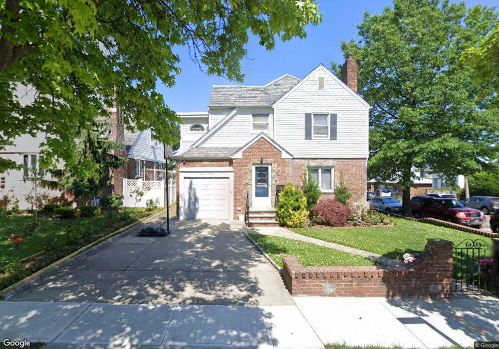 1429 146th St, Whitestone, NY 11357 - photo 1