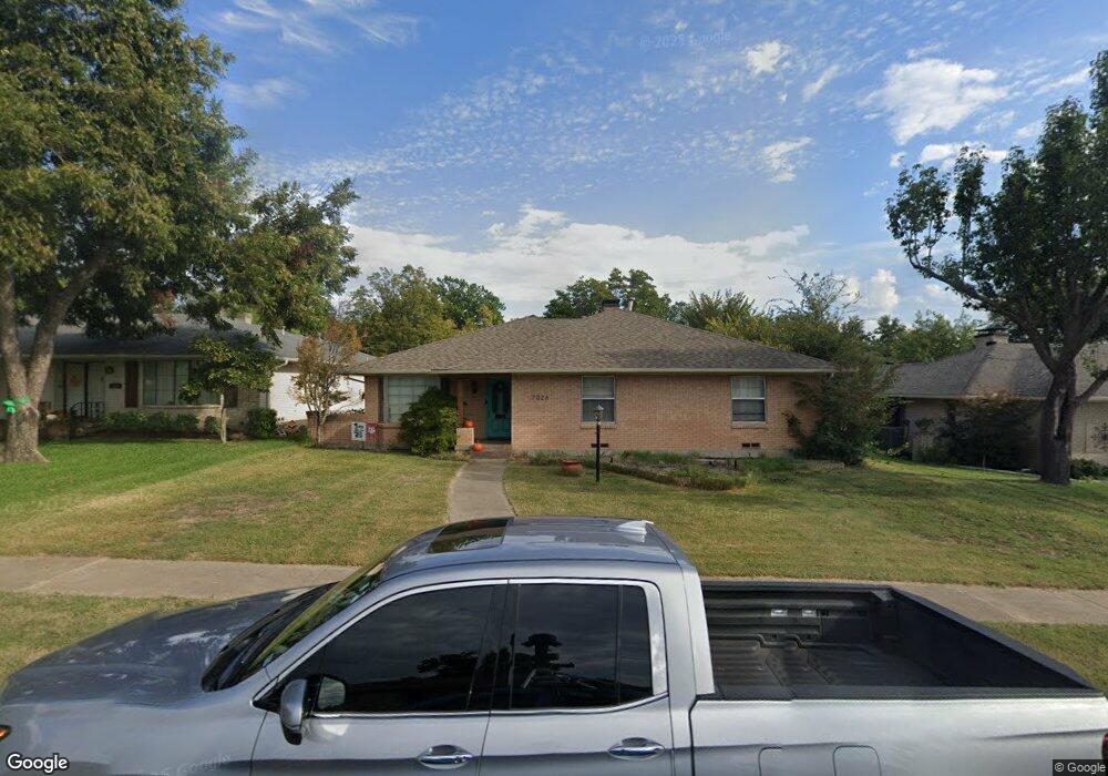 7026 Chantilly Ln, Dallas, TX 75214 - photo 1