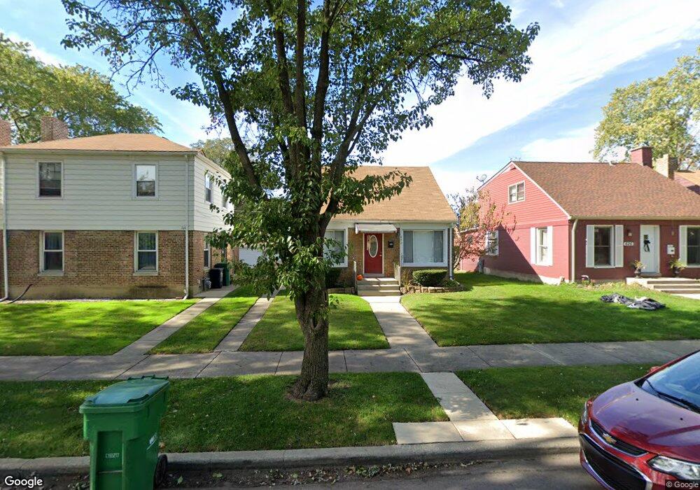 630 Suffolk Ave, Westchester, IL 60154 - photo 1