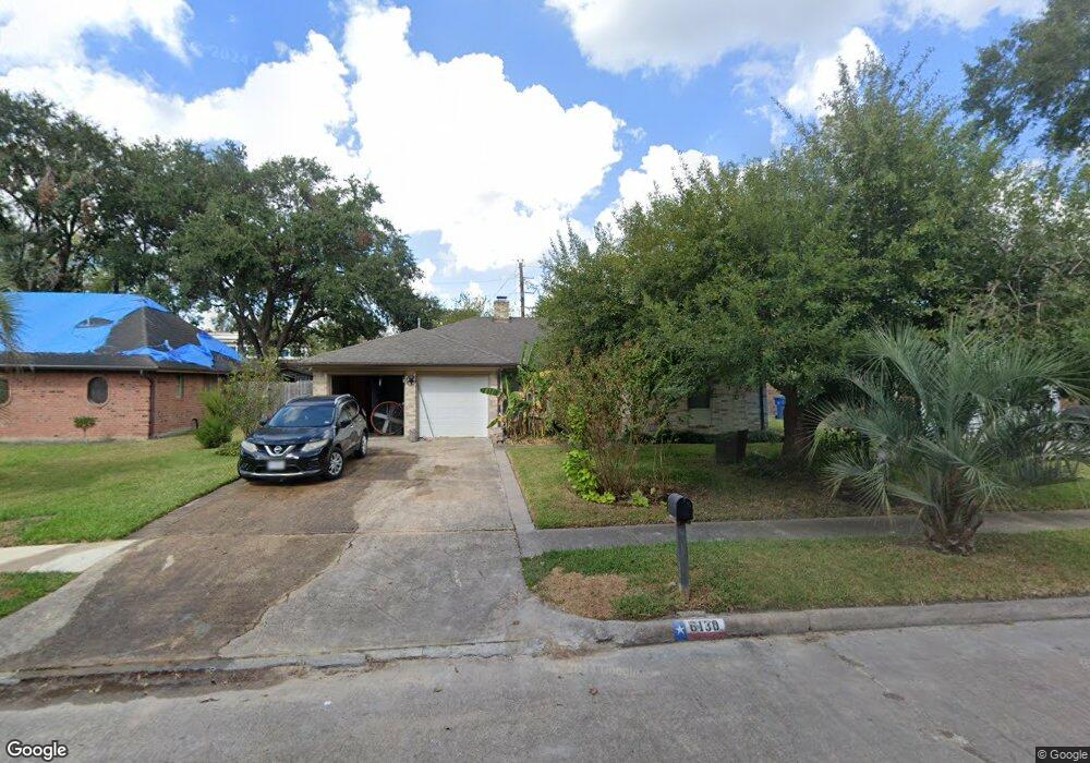 6130 Elkwood Forest Dr, Houston, TX 77088 - photo 1