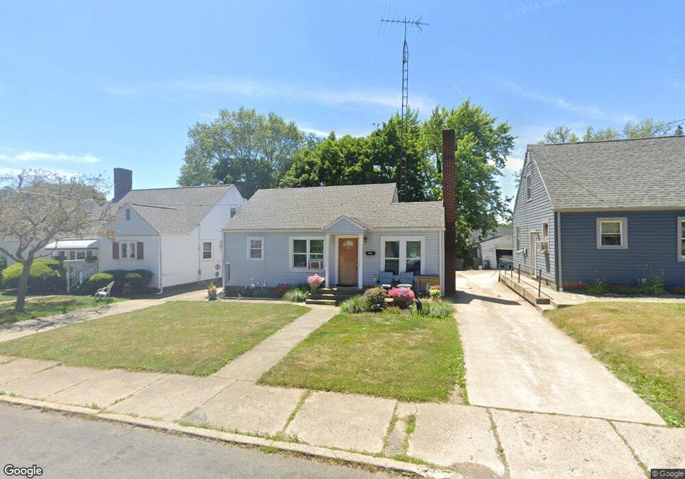 1929 Gibbs Ave NE, Canton, OH 44714 - photo 1