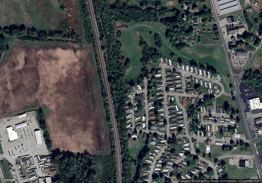 288 Mace Dr, Circleville, OH 43113 - photo 1