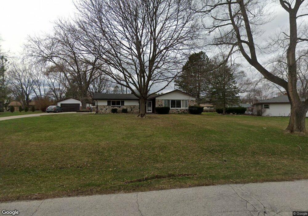 6415 S Carroll Cir, Franklin, WI 53132 - photo 1