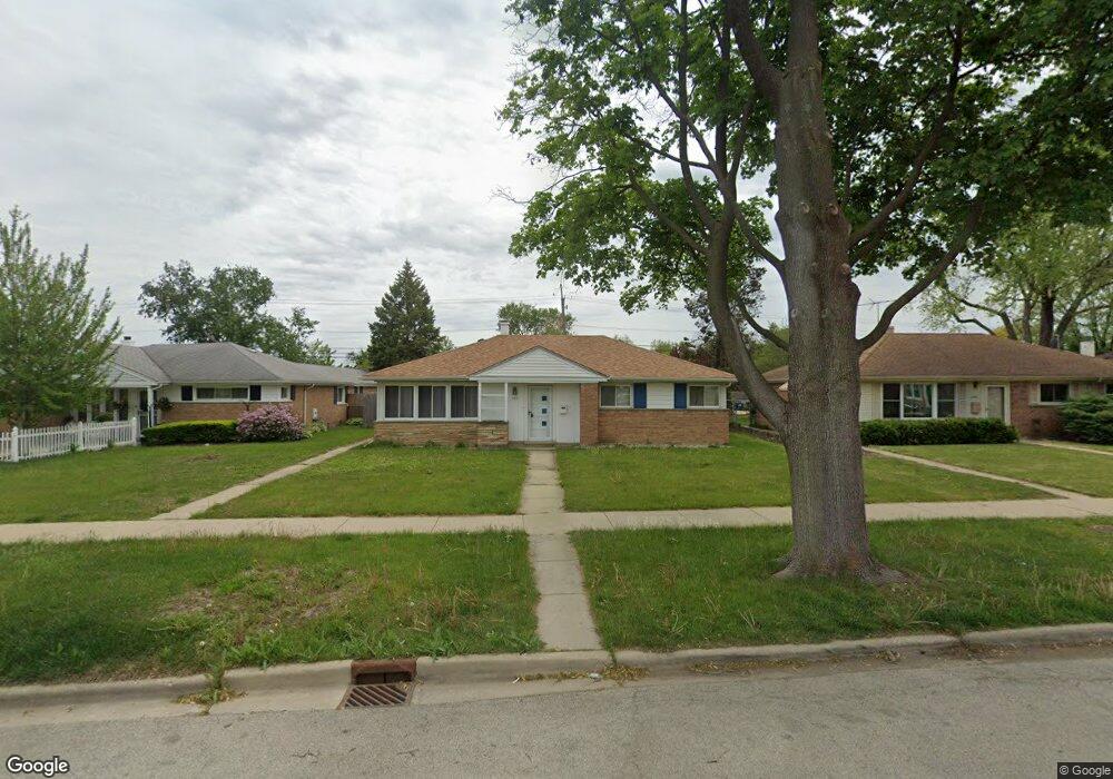 665 E Thacker St, Des Plaines, IL 60016 - photo 1