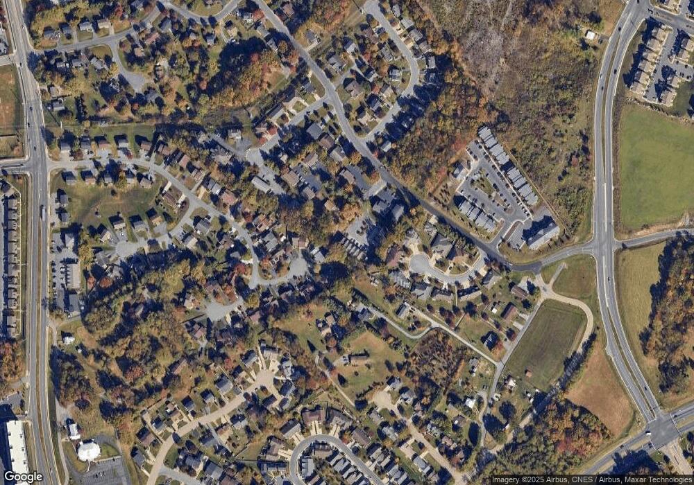 1096 Oakdale Ct, Harrisonburg, VA 22801 - photo 1