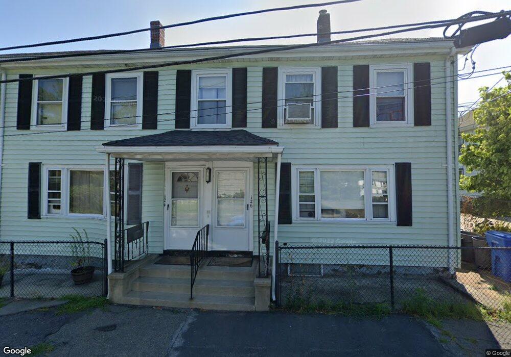 122 Massasoit St unit 2, Waltham, MA 02453 - photo 1