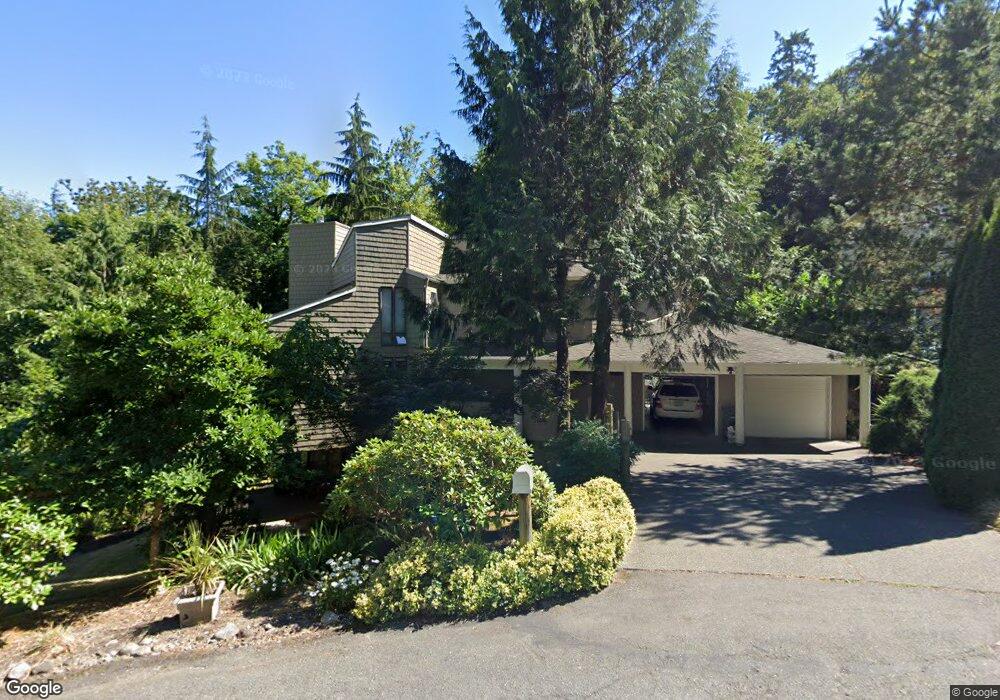 9355 SE 47th St, Mercer Island, WA 98040 - photo 1