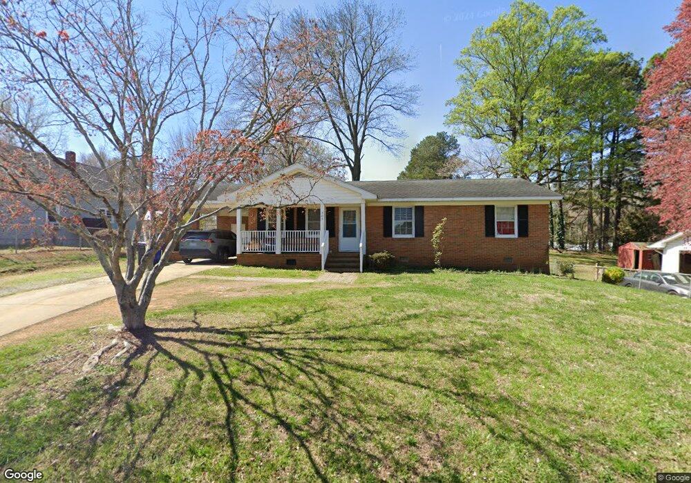505 N Dogwood Ave, Siler City, NC 27344 - photo 1