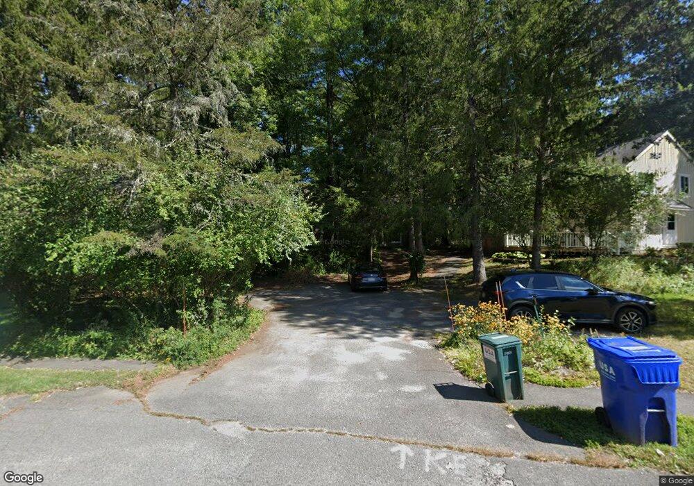 26 The Hollow, Amherst, MA 01002 - photo 1