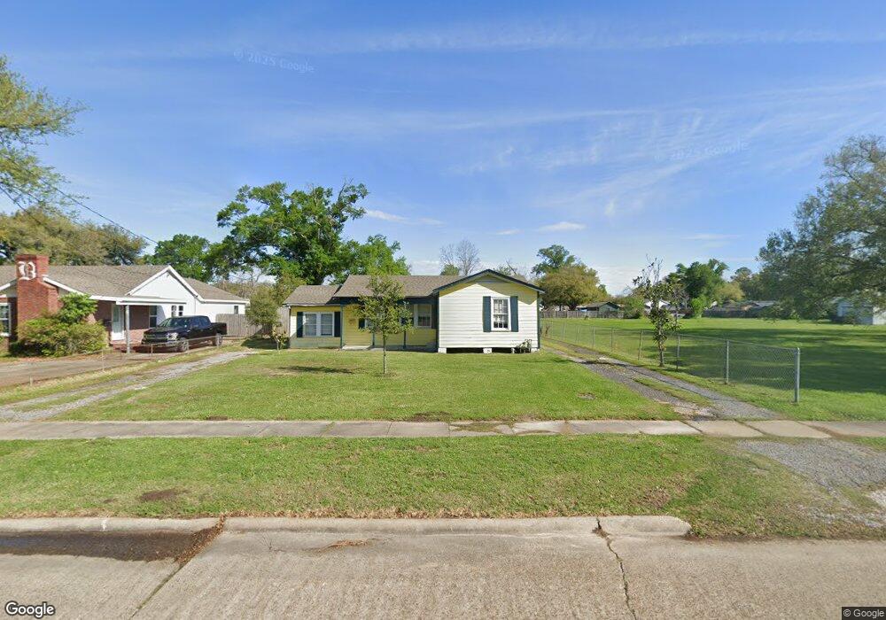 312 W Claude St, Lake Charles, LA 70605 - photo 1