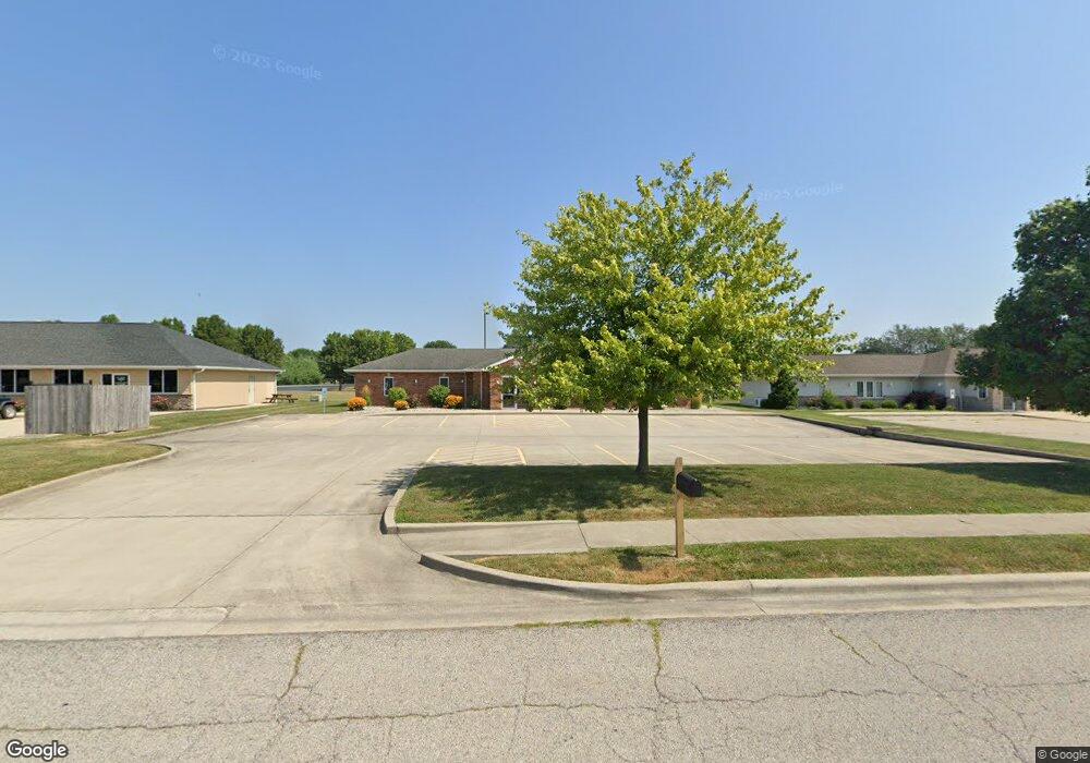 102 Greenview Dr, Effingham, IL 62401 - photo 1