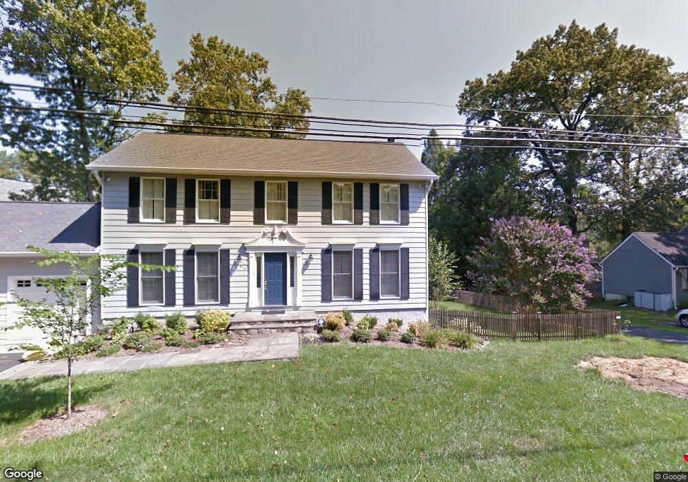 616 Ninovan Rd SE, Vienna, VA 22180 - photo 1