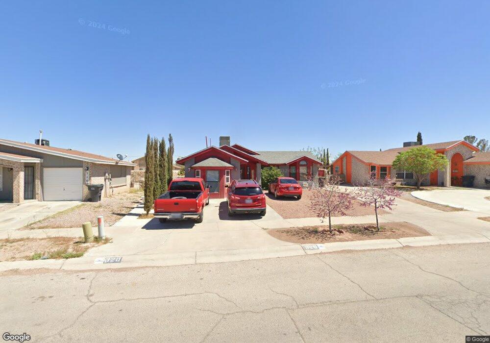 320 Crocker Dr, Horizon City, TX 79928 - photo 1