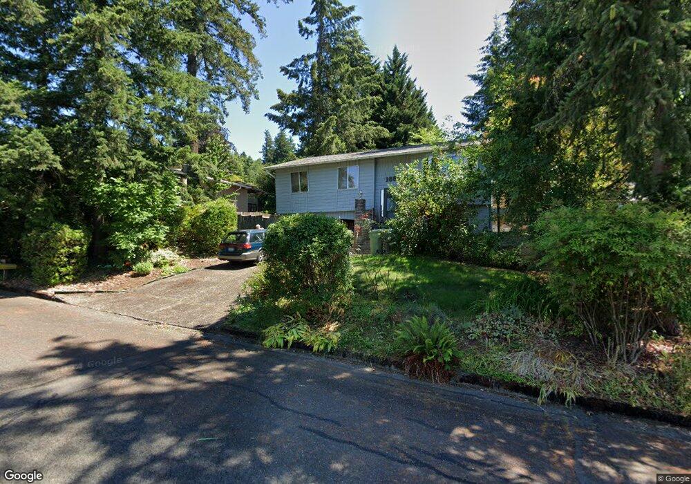 1682 Larch St, Lake Oswego, OR 97034 - photo 1