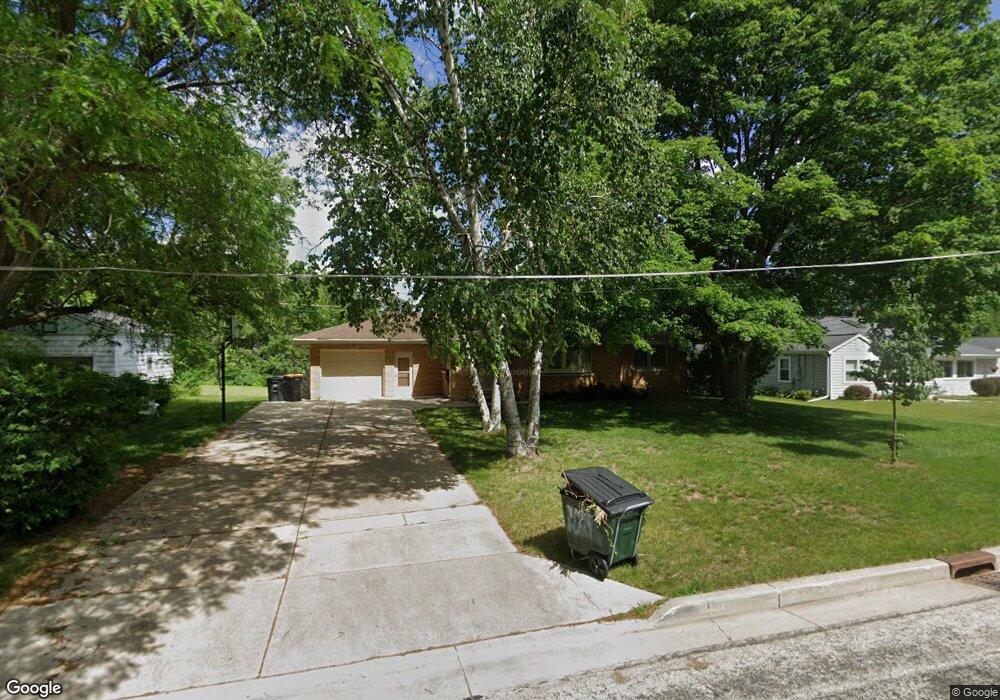 1940 N 121st St, Milwaukee, WI 53226 - photo 1
