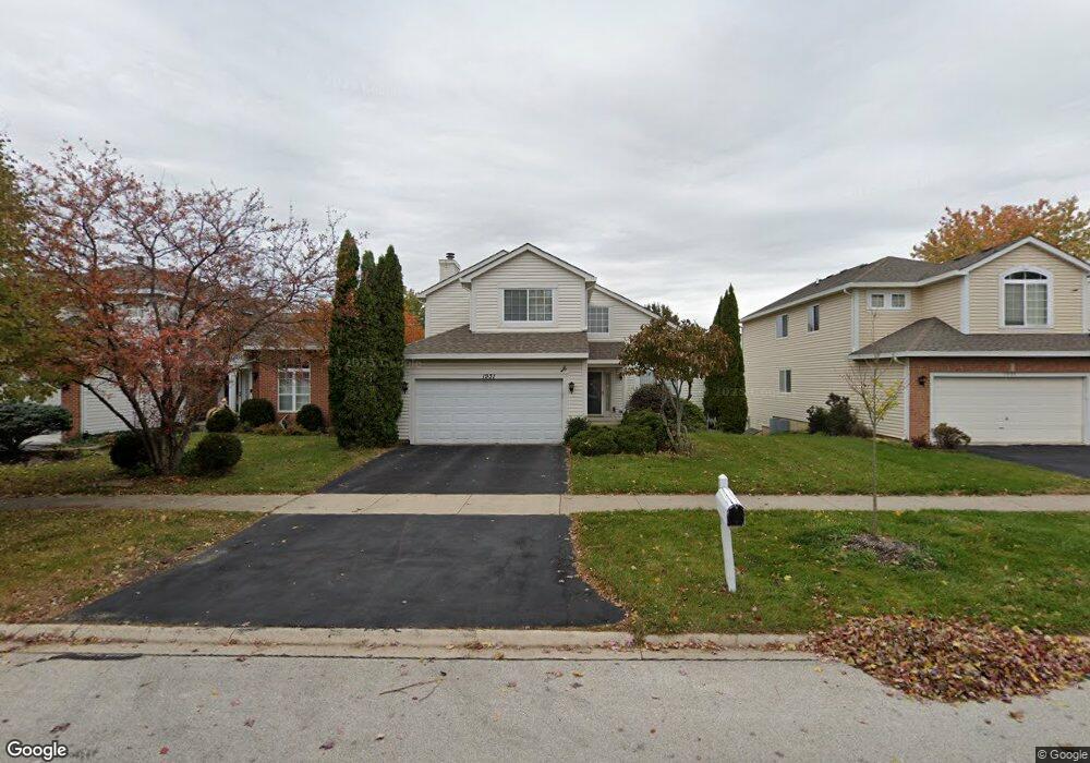 1931 Nutmeg Ln, Naperville, IL 60565 - photo 1