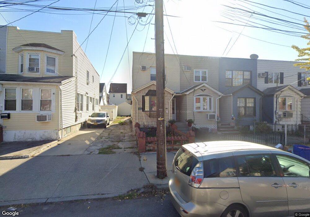 8426 108th Ave, Ozone Park, NY 11417 - photo 1