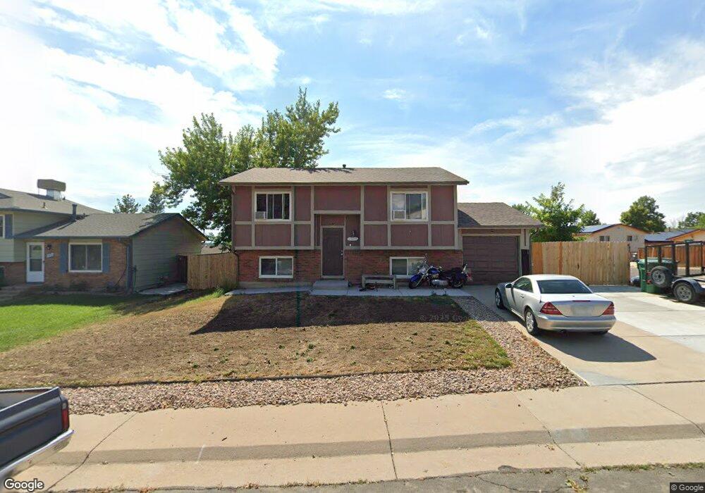 1801 S Ouray Ct, Aurora, CO 80017 - photo 1