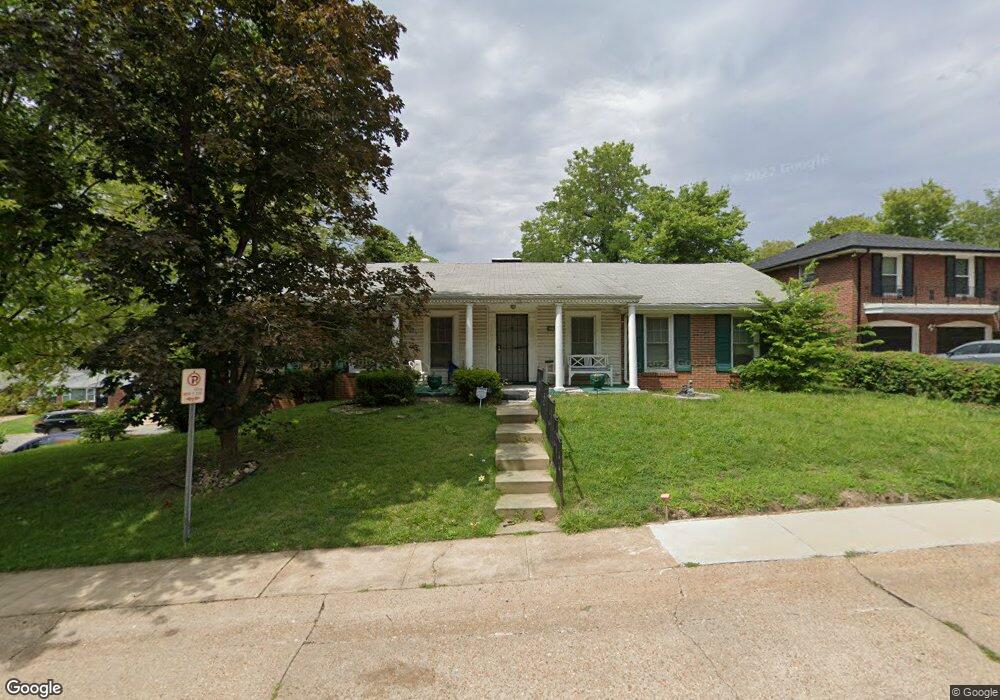 4501 Newstead Terrace, Saint Louis, MO 63115 - photo 1