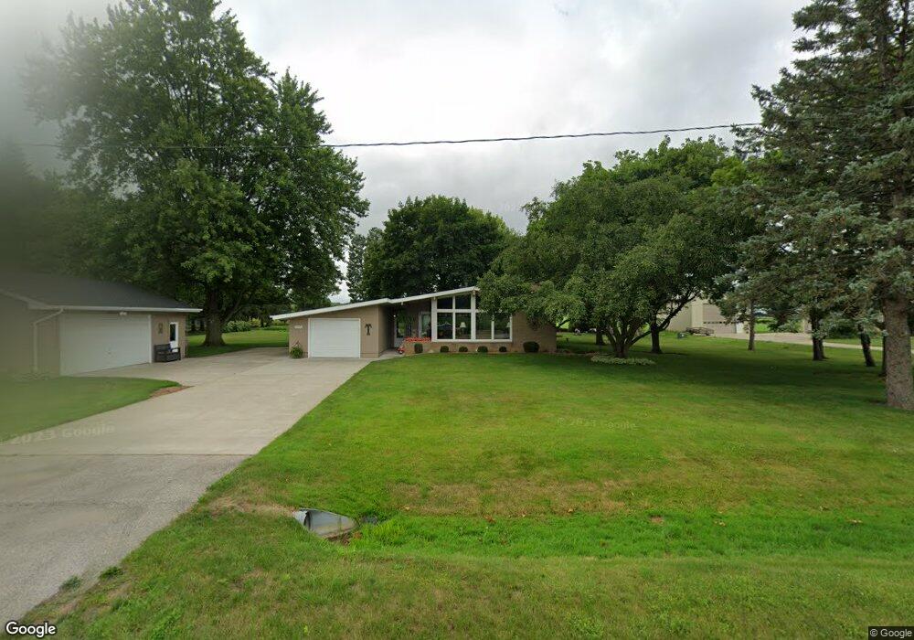 10490 E Townline Rd, Frankenmuth, MI 48734 - photo 1