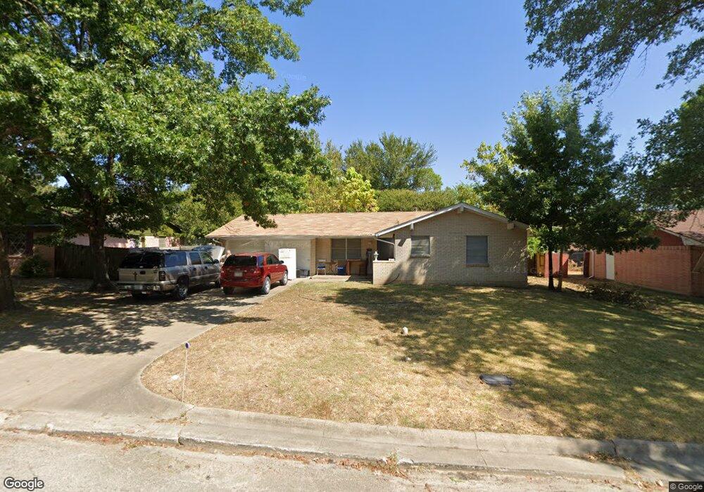 303 Glen Oaks Rd, Bonham, TX 75418 - photo 1