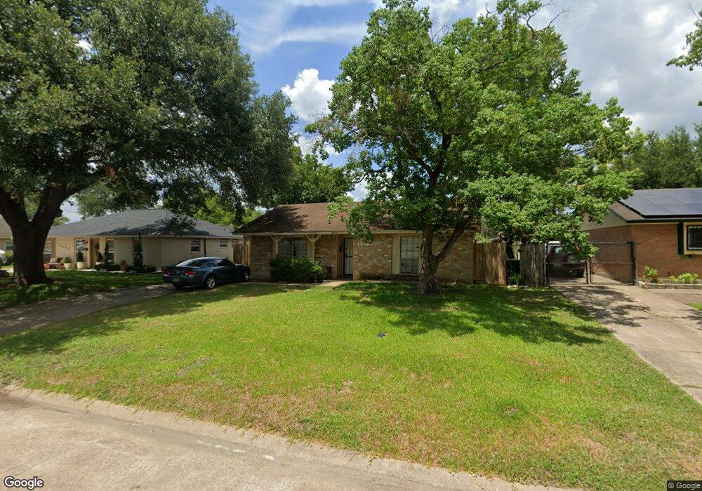 5918 Maywood Dr, Houston, TX 77053 - photo 1