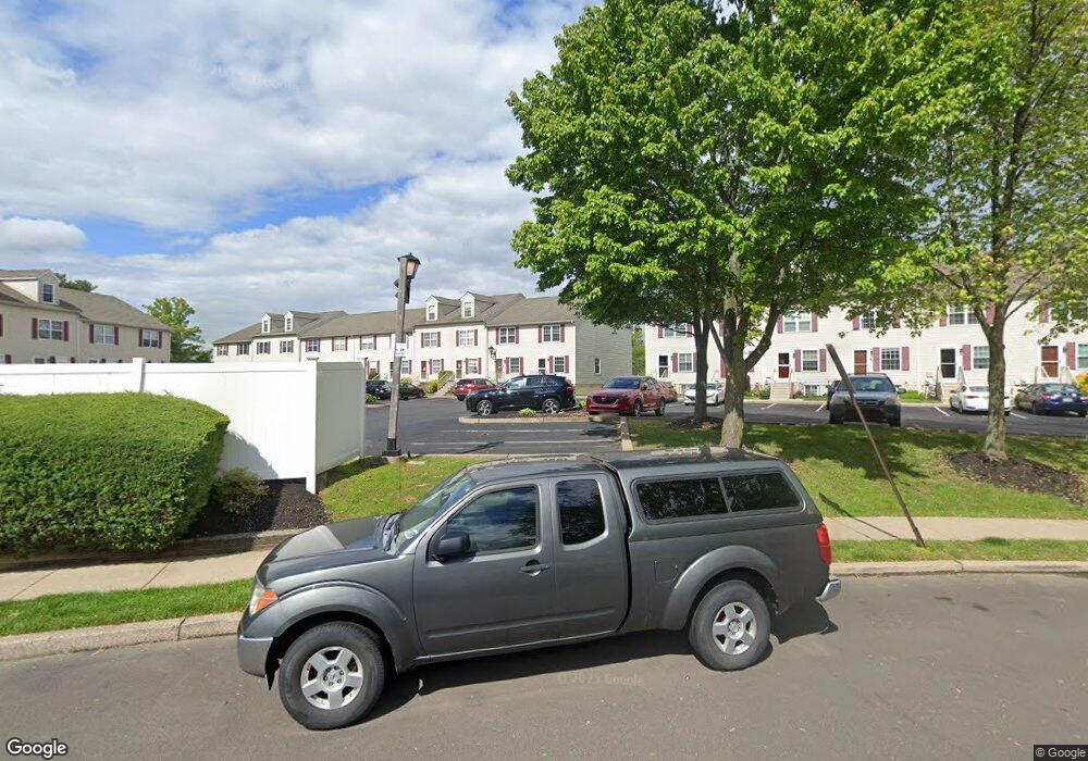 14 Carriage Knoll Ct, Langhorne, PA 19047 - photo 1