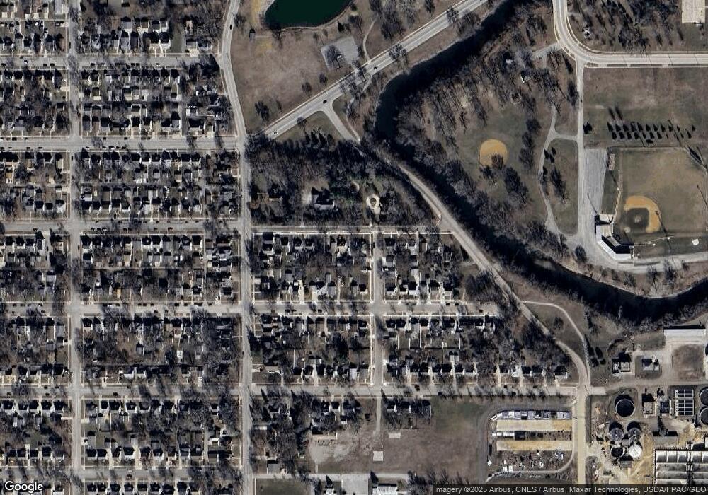 303 10th Ave SW, Austin, MN 55912 - photo 1