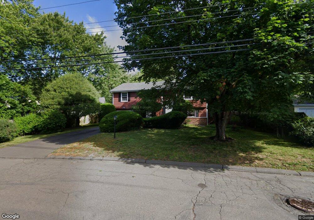 38 Barmore Dr E, Stamford, CT 06905 - photo 1