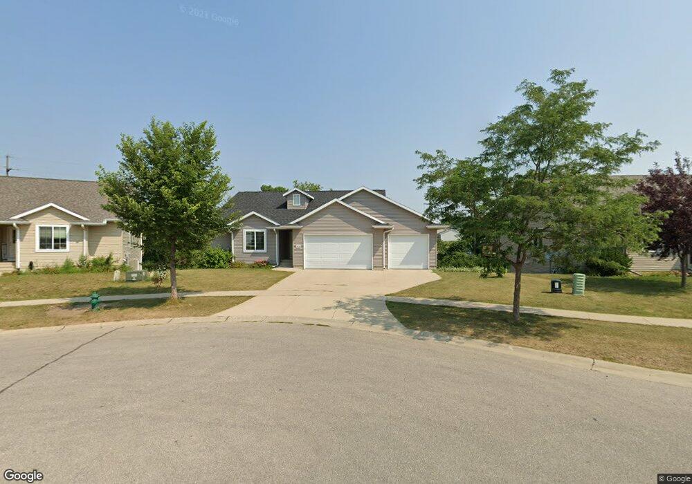 4808 M Ave NW, Cedar Rapids, IA 52405 - photo 1