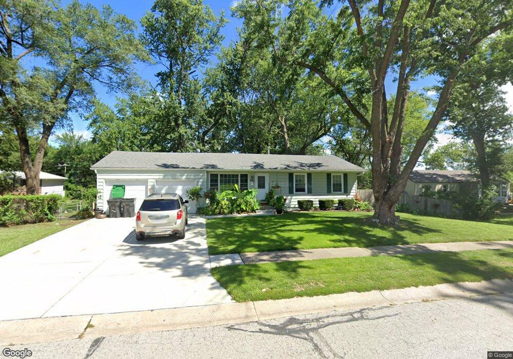 709 NW Summit St, Blue Springs, MO 64015 - photo 1