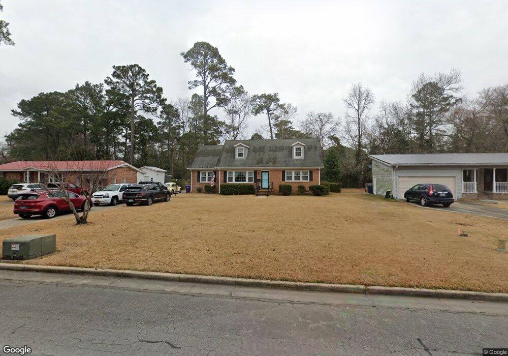 810 Littlejohn Ave, Jacksonville, NC 28546 - photo 1