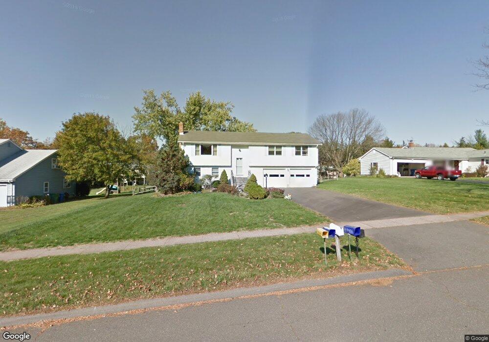 69 Trinity Ave, Glastonbury, CT 06033 - photo 1