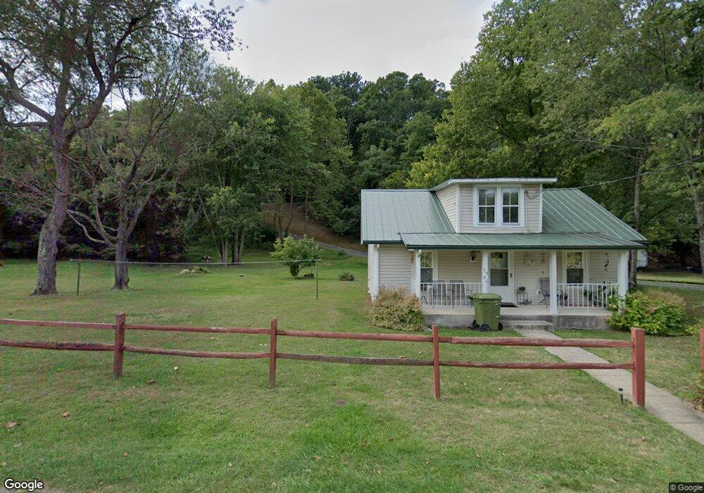 1504 10th St, Waynesboro, VA 22980 - photo 1