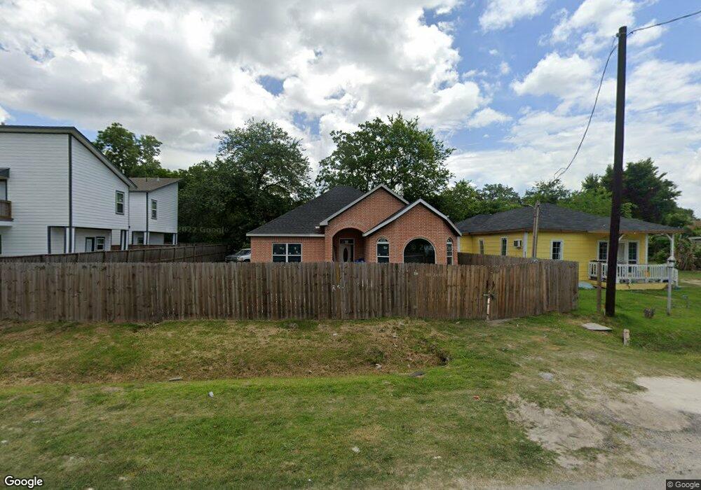 8216 Easter St, Houston, TX 77088 - photo 1