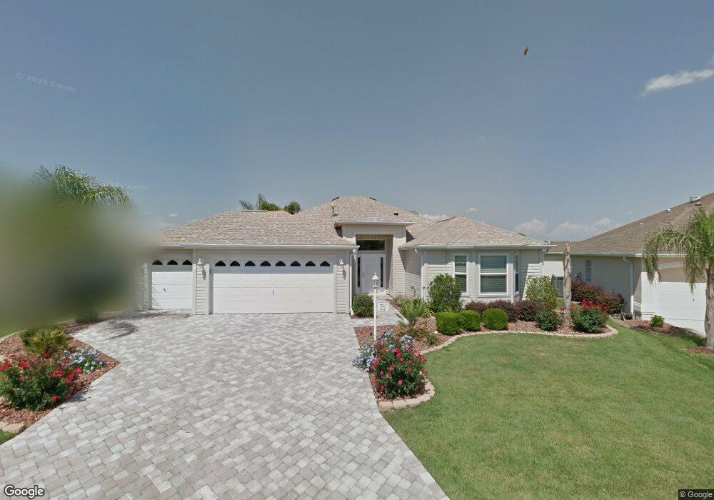 617 Brighton Dr, The Villages, FL 32162 - photo 1