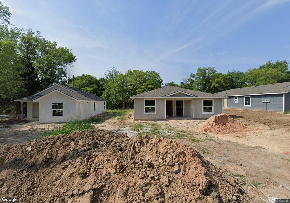 612 E 3rd St unit 1, Bonham, TX 75418 - photo 1